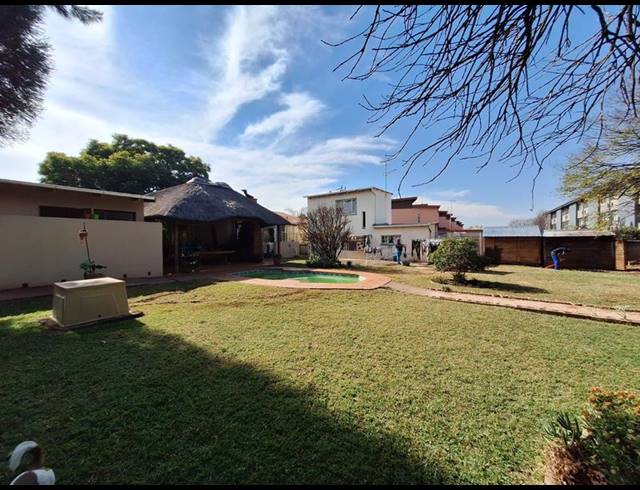 4 BEDROOM HOUSE FOR SALE IN VALHALLA